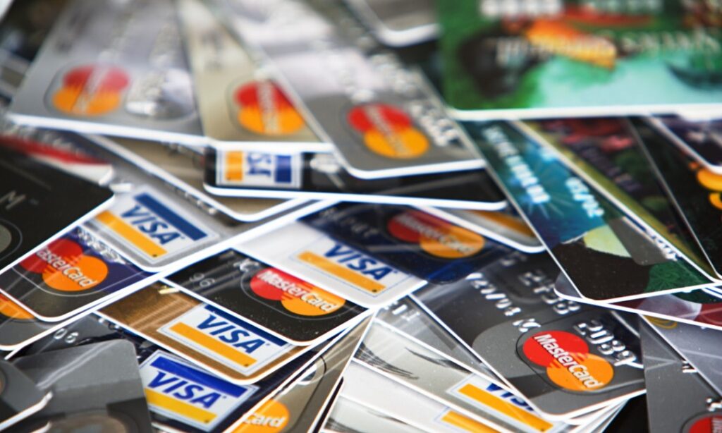 credit cards 1084x650